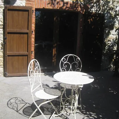 Country House Casalino 펜션 카프라스미켈란젤로