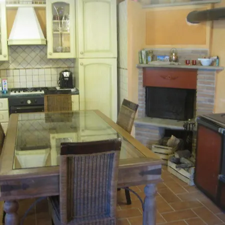 Country House Casalino 펜션 카프라스미켈란젤로